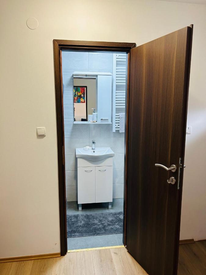 In Time Apartment